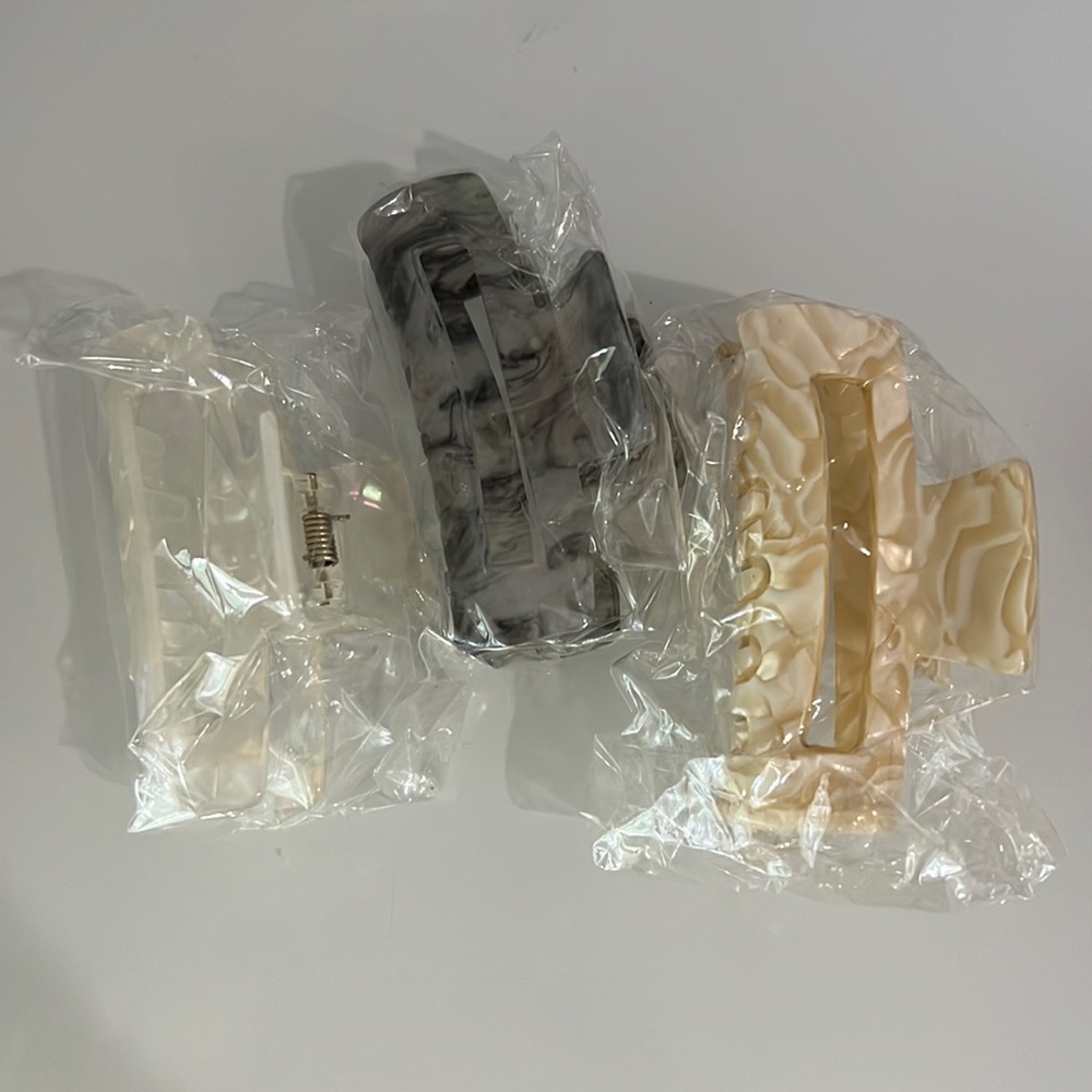 Hair clips